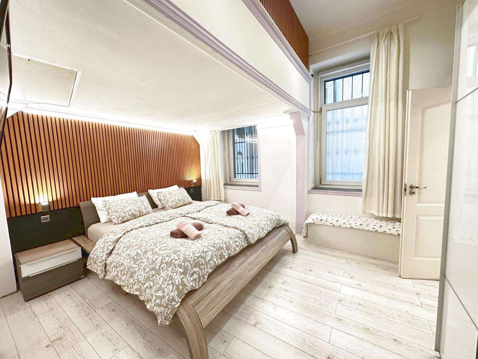 Yes, Yes! Lovely Apartment Good Amenities Budapest Center Экстерьер фото